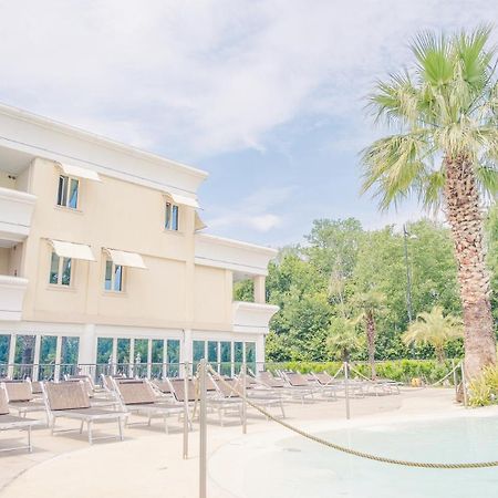 Relais Du Lac Village - Italian Homing Ντεζεντσάνο ντελ Γκάρντα Εξωτερικό φωτογραφία