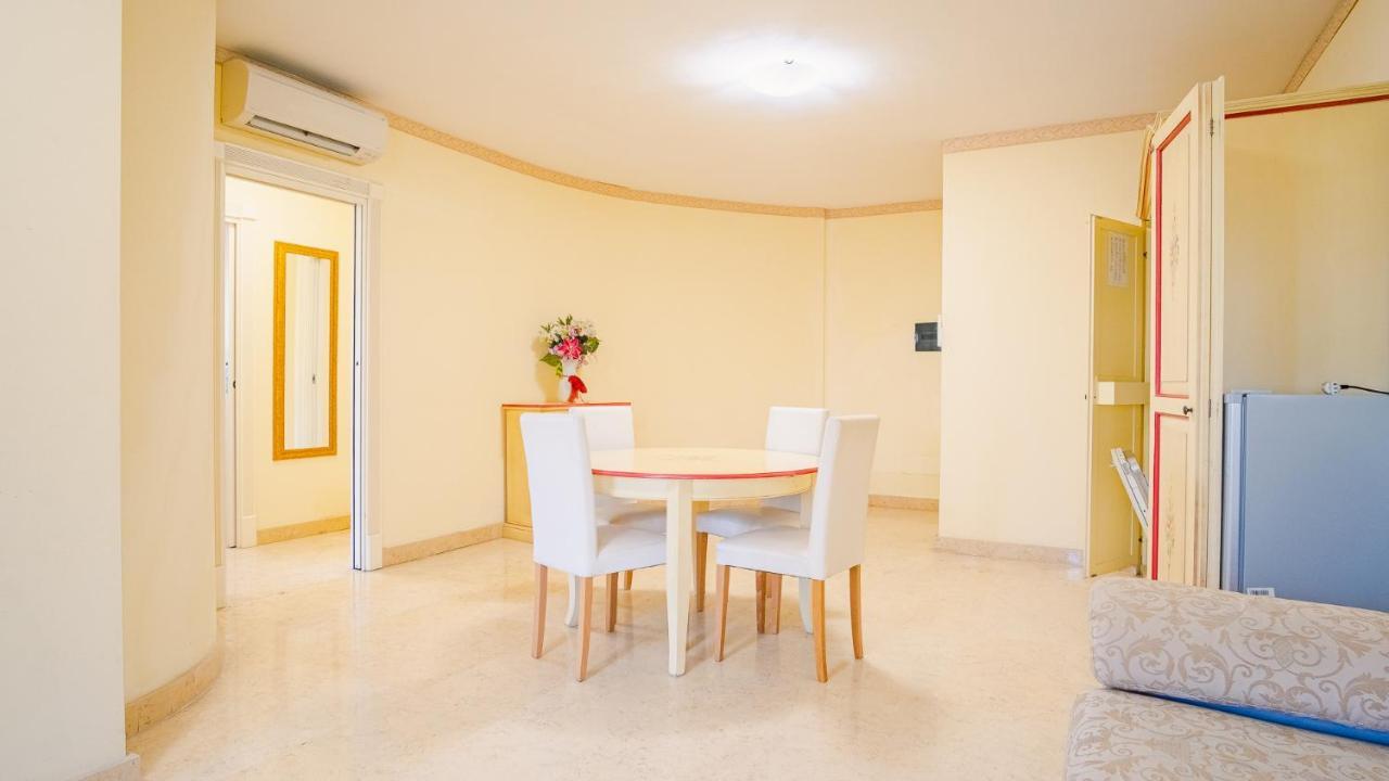 Relais Du Lac Village - Italian Homing Ντεζεντσάνο ντελ Γκάρντα Εξωτερικό φωτογραφία