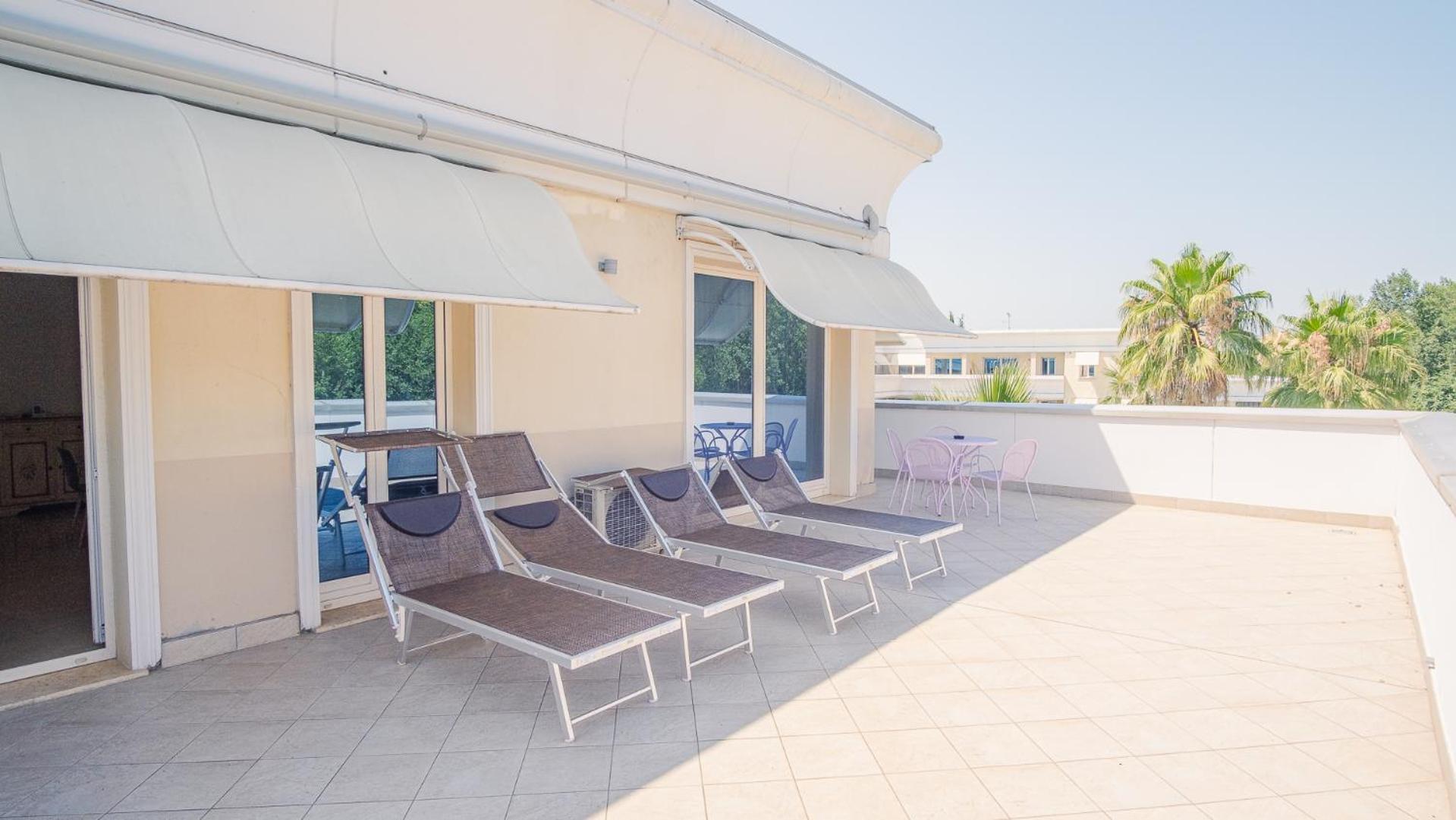 Relais Du Lac Village - Italian Homing Ντεζεντσάνο ντελ Γκάρντα Εξωτερικό φωτογραφία