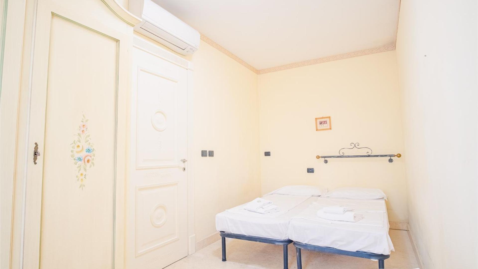 Relais Du Lac Village - Italian Homing Ντεζεντσάνο ντελ Γκάρντα Δωμάτιο φωτογραφία