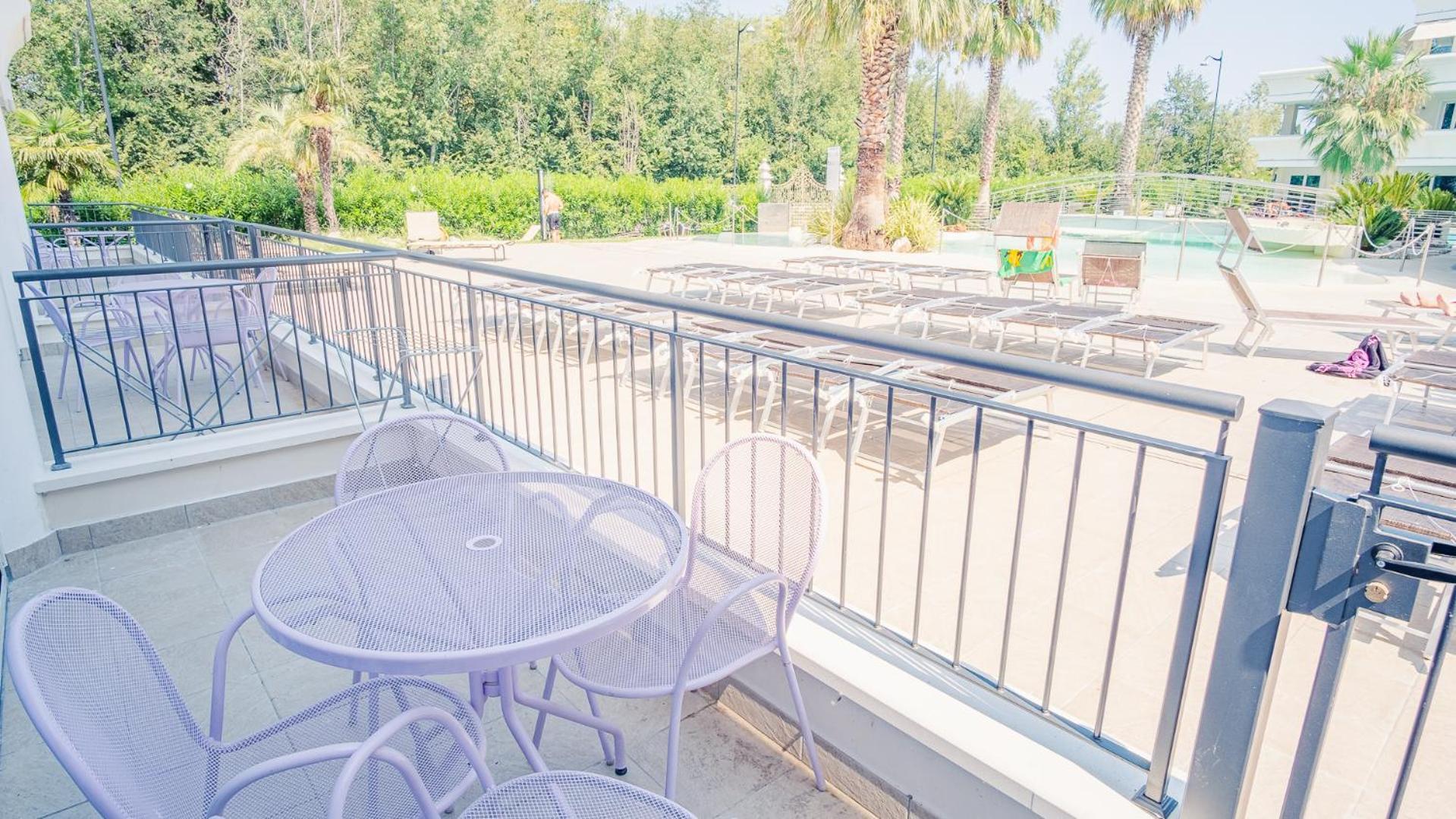 Relais Du Lac Village - Italian Homing Ντεζεντσάνο ντελ Γκάρντα Εξωτερικό φωτογραφία