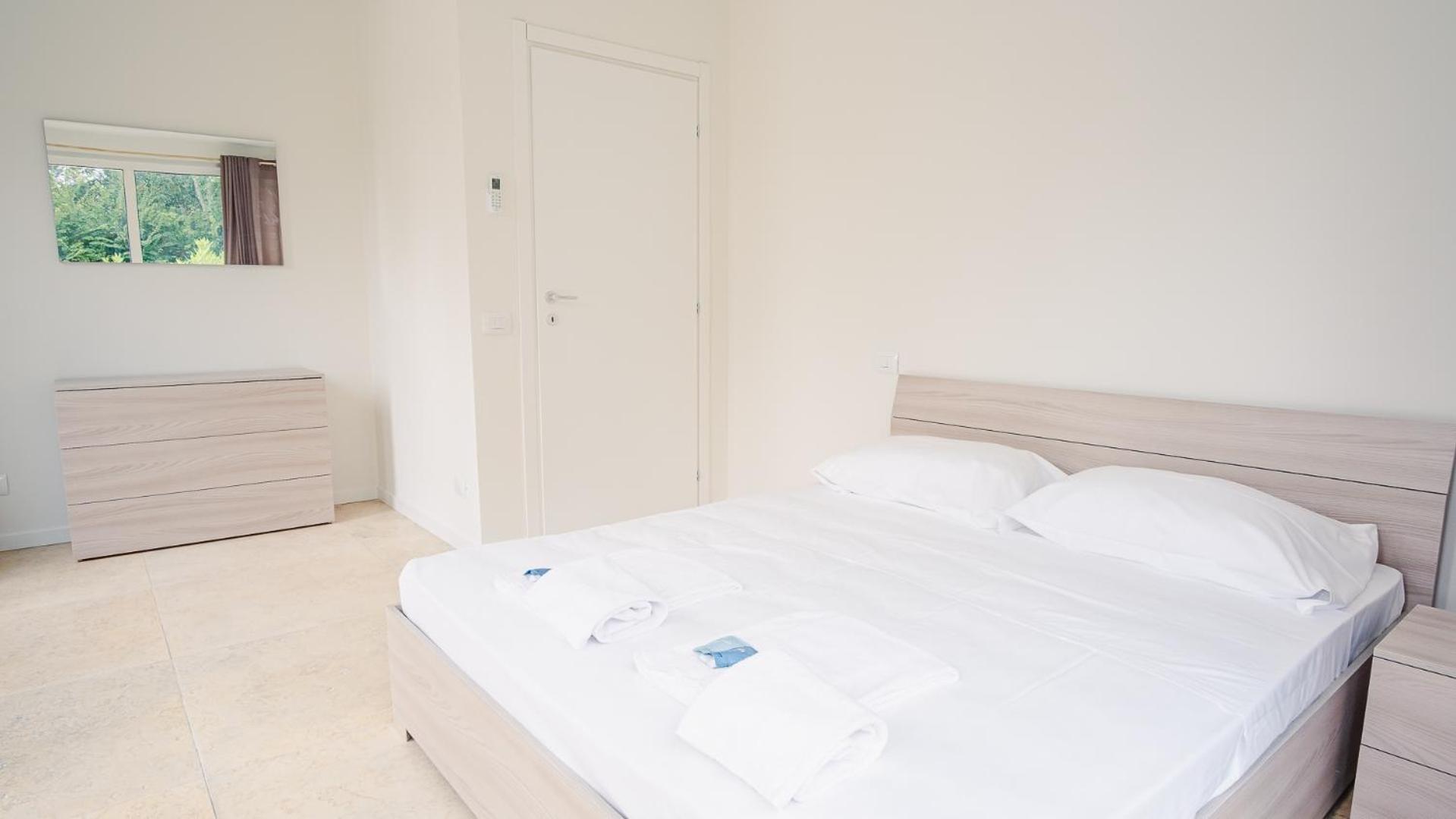 Relais Du Lac Village - Italian Homing Ντεζεντσάνο ντελ Γκάρντα Εξωτερικό φωτογραφία