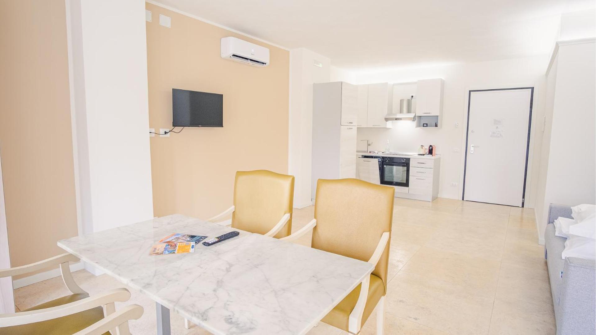 Relais Du Lac Village - Italian Homing Ντεζεντσάνο ντελ Γκάρντα Εξωτερικό φωτογραφία