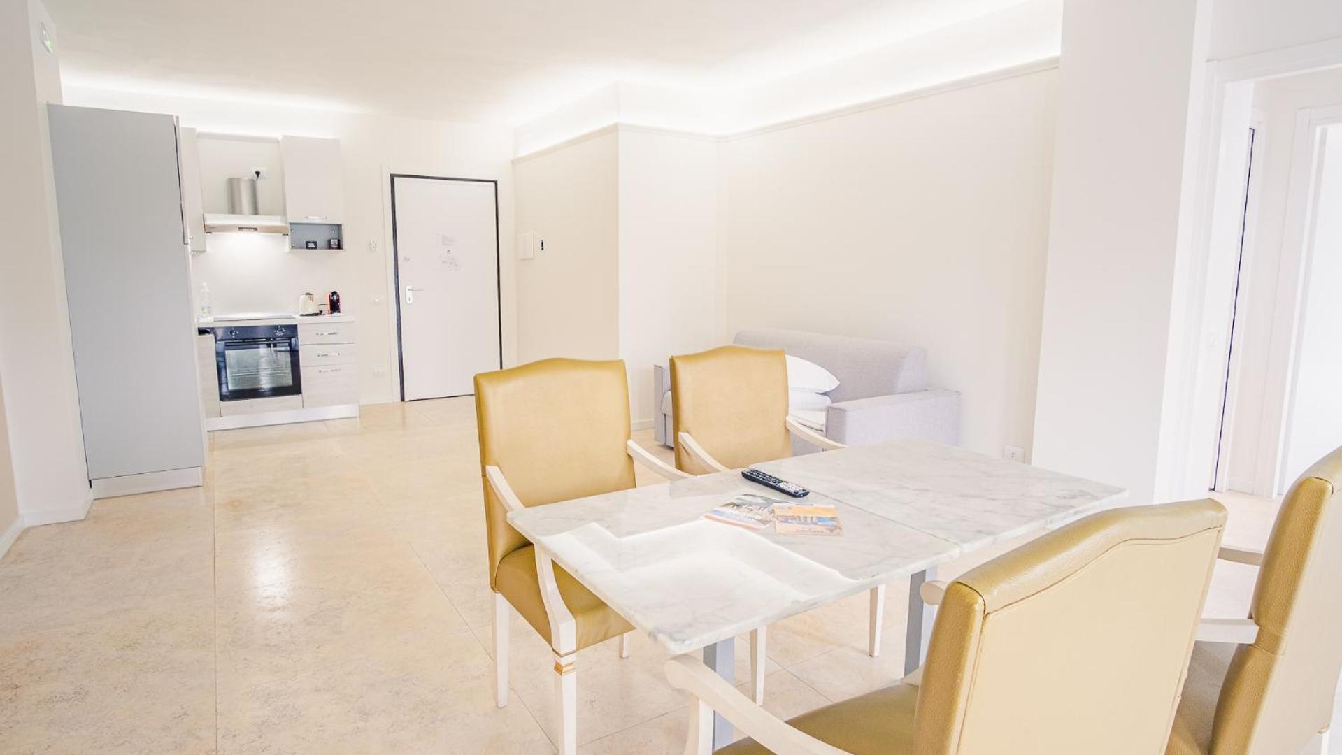 Relais Du Lac Village - Italian Homing Ντεζεντσάνο ντελ Γκάρντα Εξωτερικό φωτογραφία