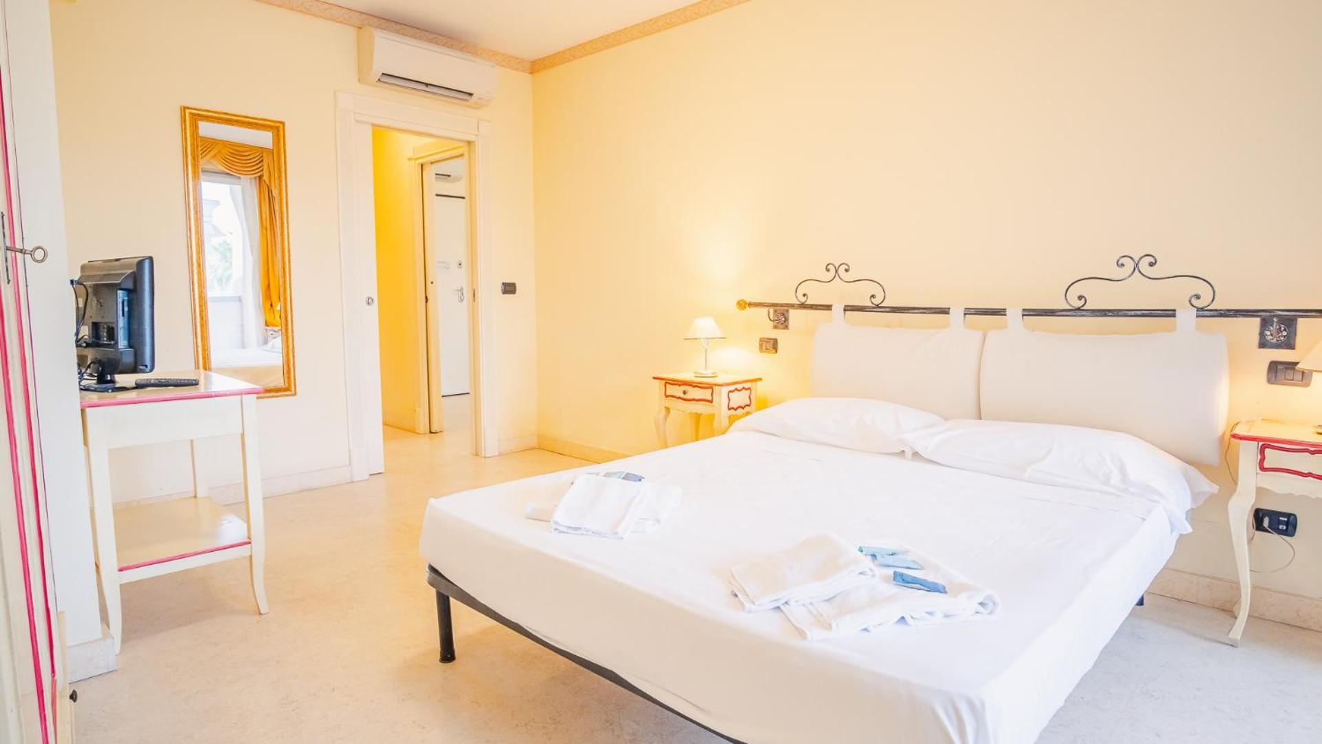 Relais Du Lac Village - Italian Homing Ντεζεντσάνο ντελ Γκάρντα Εξωτερικό φωτογραφία
