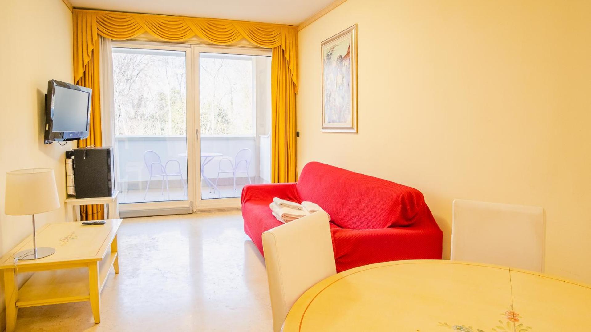 Relais Du Lac Village - Italian Homing Ντεζεντσάνο ντελ Γκάρντα Εξωτερικό φωτογραφία